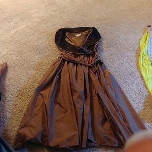 Brown sleeveless dressy dress /lace collar